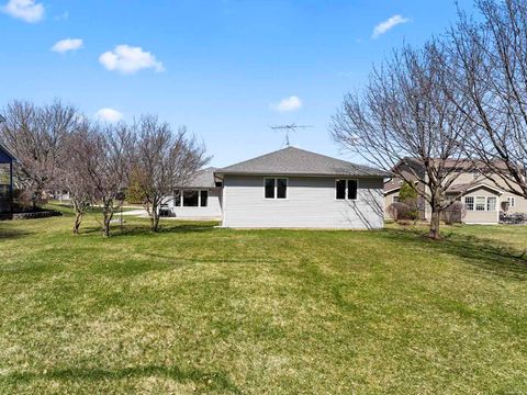 Tiny photo for 12205 Oakcrest Drive, Huntley, IL 60142 (MLS # 12596780)