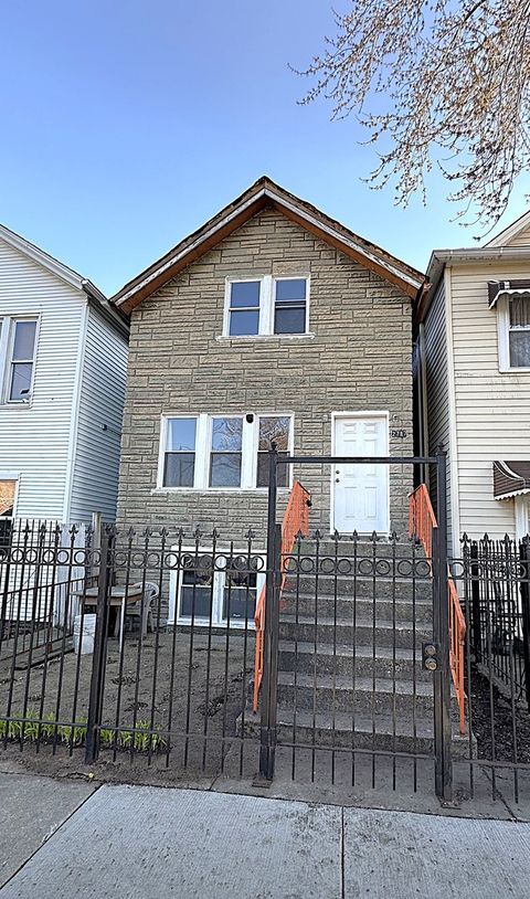 2717 W 38th Street Chicago IL 60632