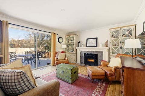 Tiny photo for 17 Camberley Court, Hinsdale, IL 60521 (MLS # 12545819)