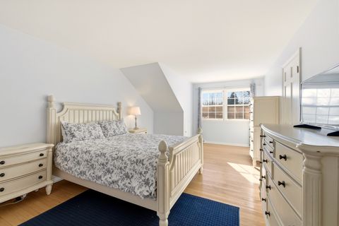 Tiny photo for 17 Camberley Court, Hinsdale, IL 60521 (MLS # 12545819)