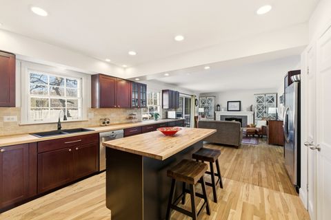 Tiny photo for 17 Camberley Court, Hinsdale, IL 60521 (MLS # 12545819)