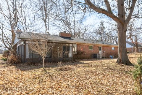 Tiny photo for 220 Kane Drive, Herrin, IL 62948 (MLS # 12573478)