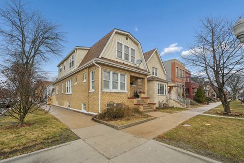 4954 W Byron Street Chicago IL 60641