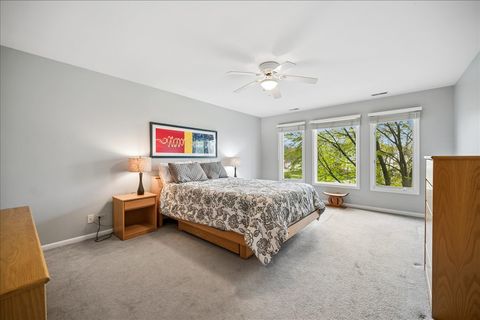 Tiny photo for 1944 Beverly Lane, Buffalo Grove, IL 60089 (MLS # 12633955)
