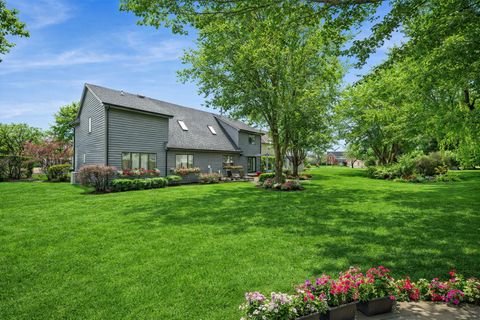 Tiny photo for 1944 Beverly Lane, Buffalo Grove, IL 60089 (MLS # 12633955)