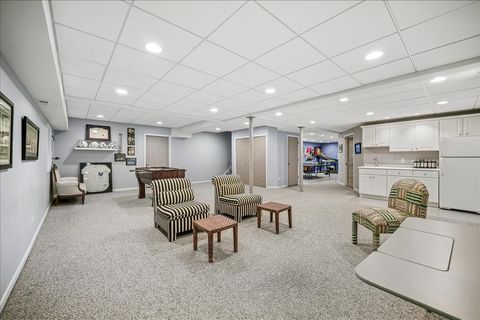 Tiny photo for 1944 Beverly Lane, Buffalo Grove, IL 60089 (MLS # 12633955)