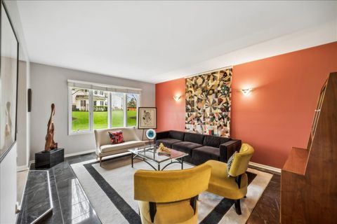 Tiny photo for 1944 Beverly Lane, Buffalo Grove, IL 60089 (MLS # 12633955)