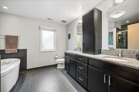 Tiny photo for 1944 Beverly Lane, Buffalo Grove, IL 60089 (MLS # 12633955)