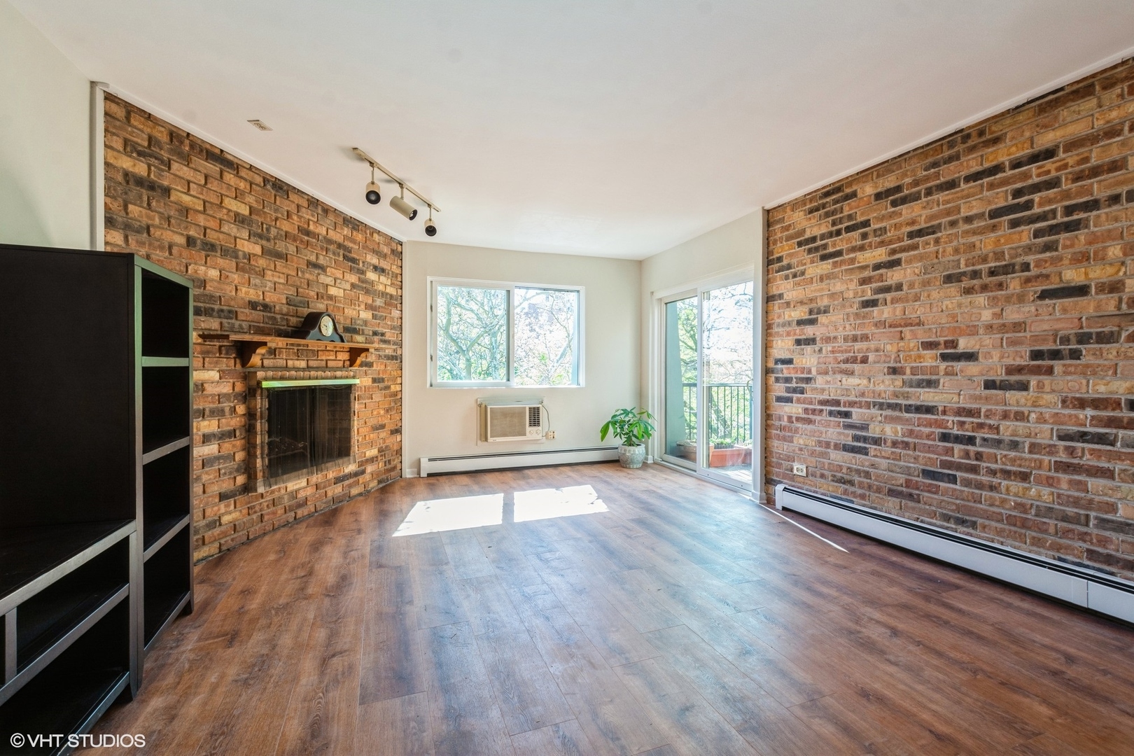 401 W Webster Avenue 509