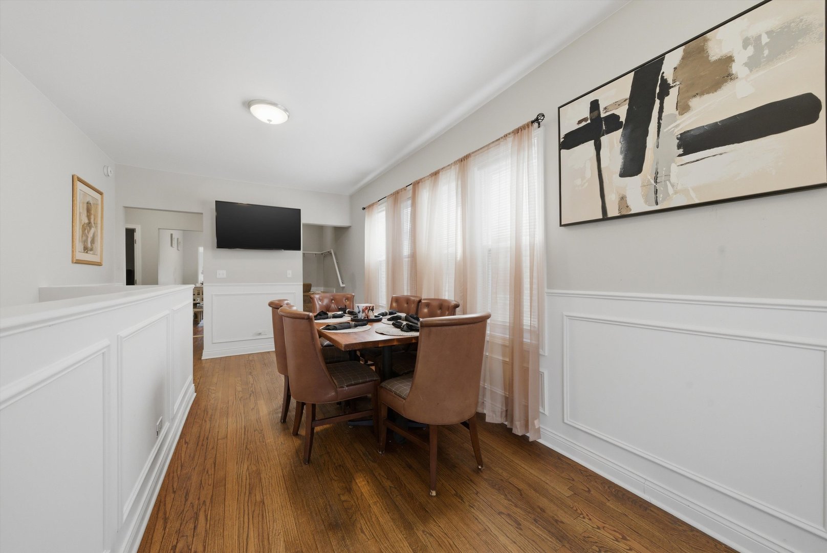 9105 S Drexel Avenue