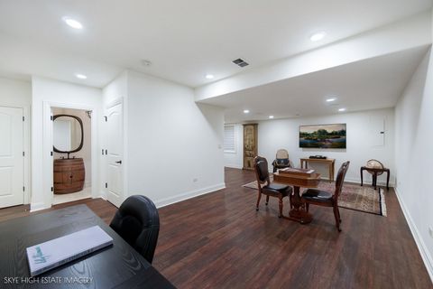 Tiny photo for 1 Willowcrest Drive, Oak Brook, IL 60523 (MLS # 12624054)