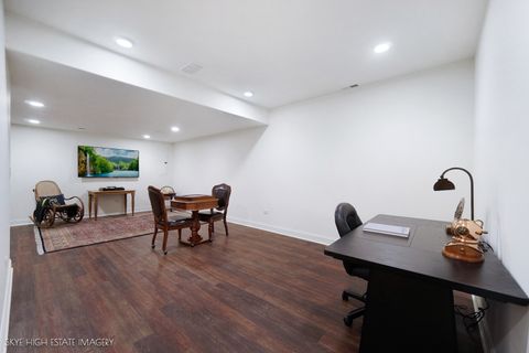 Tiny photo for 1 Willowcrest Drive, Oak Brook, IL 60523 (MLS # 12624054)