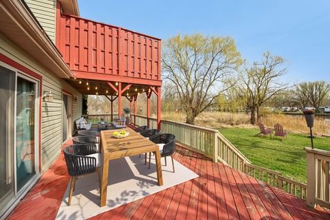 Tiny photo for 27884 W Riverside Drive, Antioch, IL 60002 (MLS # 12671627)
