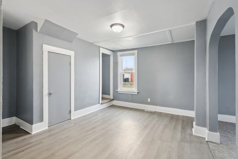 Tiny photo for 3715 PEARL Avenue, Davenport, IA 52802 (MLS # 12545124)