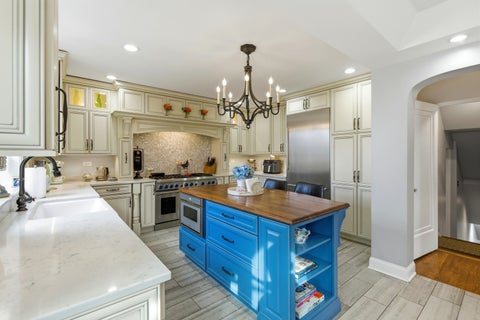 Tiny photo for 1430 Keystone Avenue, River Forest, IL 60305 (MLS # 12668390)