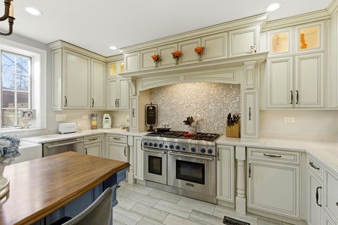 Tiny photo for 1430 Keystone Avenue, River Forest, IL 60305 (MLS # 12668390)
