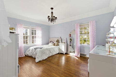 Tiny photo for 1430 Keystone Avenue, River Forest, IL 60305 (MLS # 12668390)
