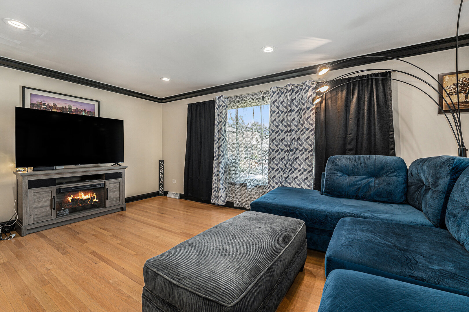 309 Streamside Drive