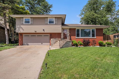 Tiny photo for 309 Streamside Drive, Harvey, IL 60426 (MLS # 12455792)