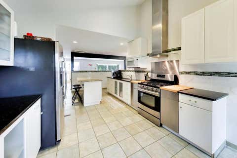 Tiny photo for 801 E Golfview Drive, Mount Prospect, IL 60056 (MLS # 12686893)