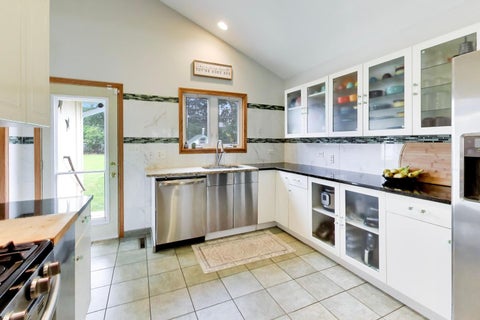 Tiny photo for 801 E Golfview Drive, Mount Prospect, IL 60056 (MLS # 12686893)