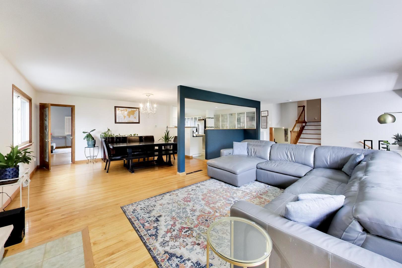 801 E Golfview Drive