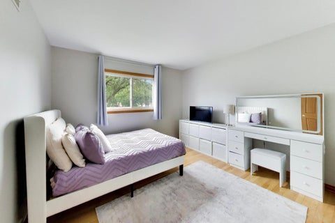 Tiny photo for 801 E Golfview Drive, Mount Prospect, IL 60056 (MLS # 12686893)