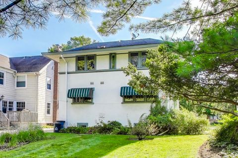 Tiny photo for 734 Bonnie Brae Place, River Forest, IL 60305 (MLS # 12568021)