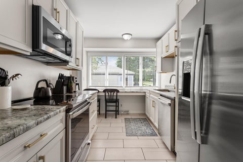 Tiny photo for 4 Fields E #0, Champaign, IL 61822 (MLS # 12727752)