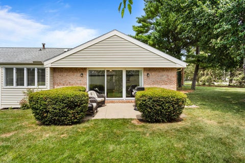 Tiny photo for 4 Fields E #0, Champaign, IL 61822 (MLS # 12727752)