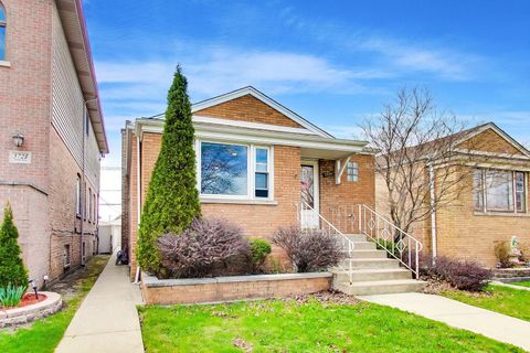 Tiny photo for 5726 S Neva Avenue, Chicago, IL 60638 (MLS # 12620987)