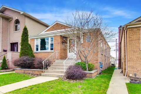 Tiny photo for 5726 S Neva Avenue, Chicago, IL 60638 (MLS # 12620987)