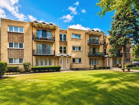 Photo of 8449 S Kedzie Avenue #101, Chicago, IL 60652 (MLS # 12666844)