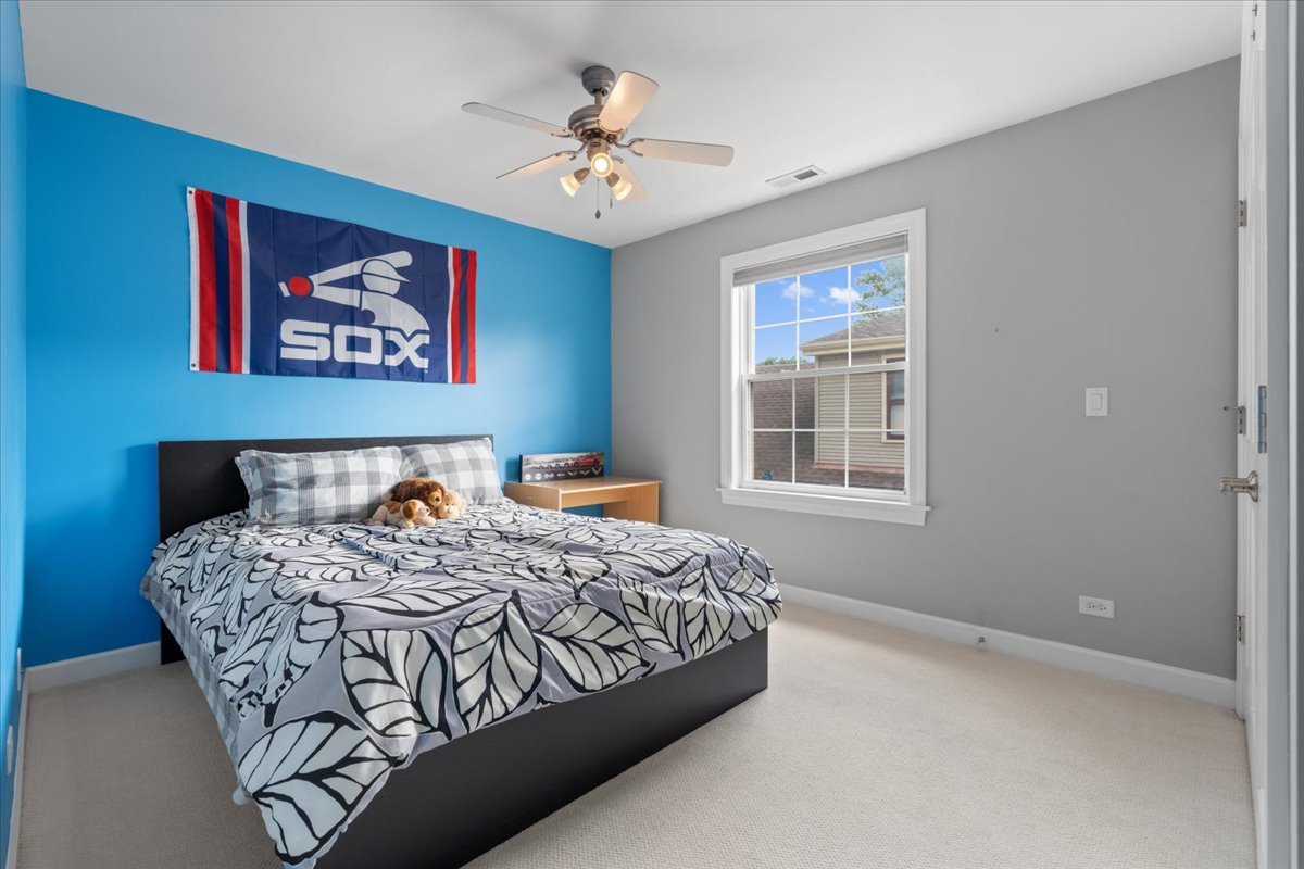 Chicago, Illinois 60631, United States, 4 Bedrooms Bedrooms, ,4 BathroomsBathrooms,Residential,Active,238521