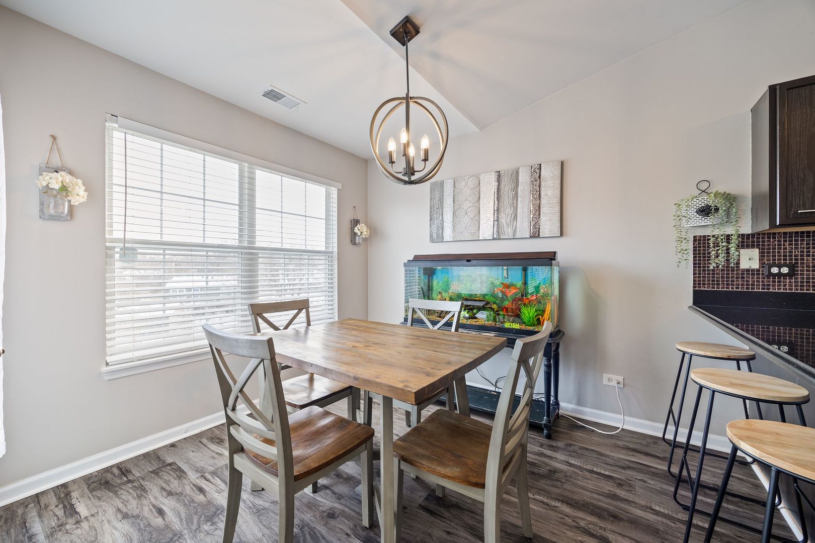 1281 N Red Oak Circle 3