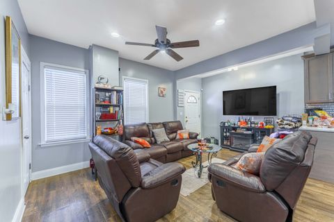 Tiny photo for 6929 S Oakley Avenue, Chicago, IL 60636 (MLS # 12615234)