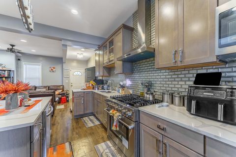 Tiny photo for 6929 S Oakley Avenue, Chicago, IL 60636 (MLS # 12615234)