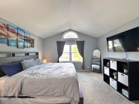 Tiny photo for 730 Hamilton Circle, Schaumburg, IL 60194 (MLS # 12522543)