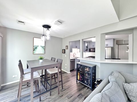 Tiny photo for 730 Hamilton Circle, Schaumburg, IL 60194 (MLS # 12522543)