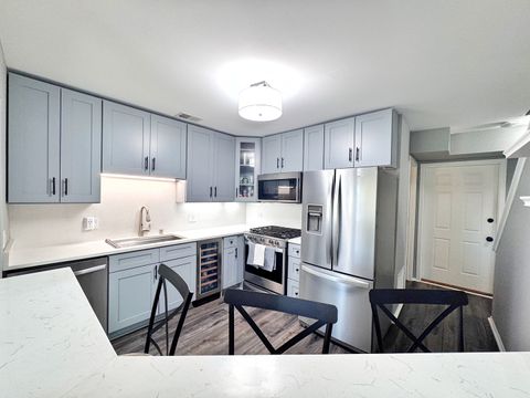 Tiny photo for 730 Hamilton Circle, Schaumburg, IL 60194 (MLS # 12522543)