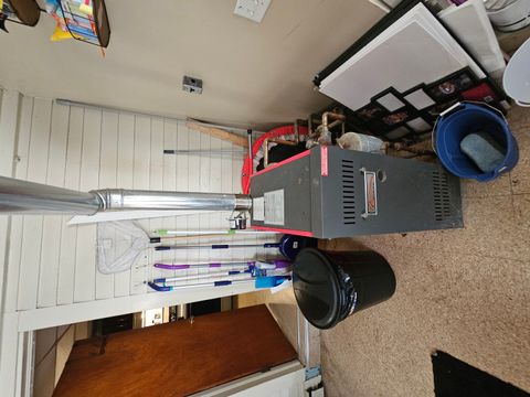 Tiny photo for 725 Dewey Avenue, Mt Vernon, IL 62864 (MLS # 12590753)