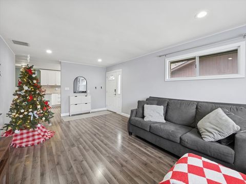 Tiny photo for 1220 Fulton Drive, Streamwood, IL 60107 (MLS # 12522517)