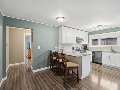 Tiny photo for 1220 Fulton Drive, Streamwood, IL 60107 (MLS # 12522517)