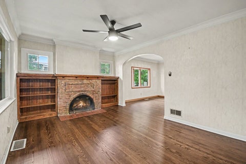 Tiny photo for 550 S Oakland Avenue, Villa Park, IL 60181 (MLS # 12747323)