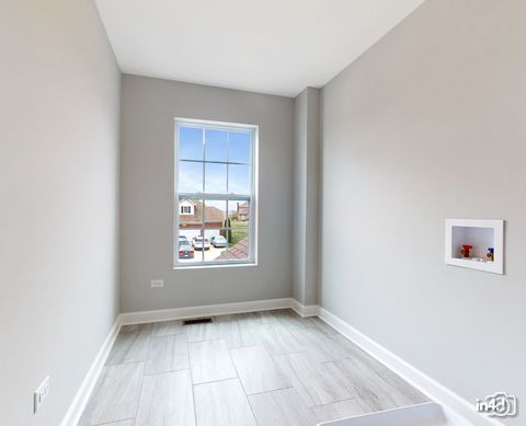 Tiny photo for 24433 W Bantry Lane, Shorewood, IL 60404 (MLS # 12400315)