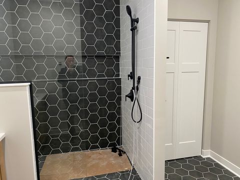 Tiny photo for 24433 W Bantry Lane, Shorewood, IL 60404 (MLS # 12400315)