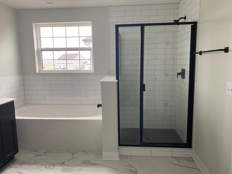 Tiny photo for 24433 W Bantry Lane, Shorewood, IL 60404 (MLS # 12400315)