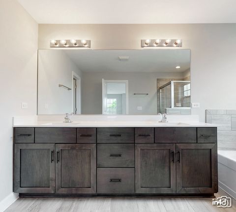 Tiny photo for 24433 W Bantry Lane, Shorewood, IL 60404 (MLS # 12400315)