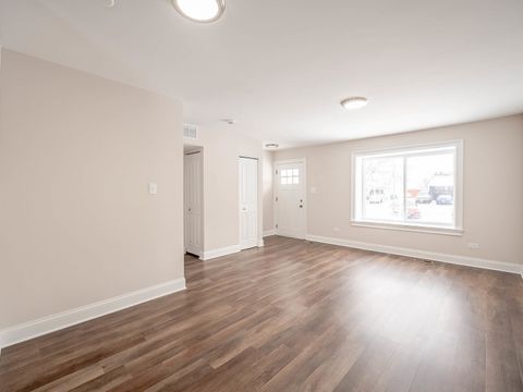 Photo of 906 Natoma Court, Joliet, IL 60431 (MLS # 12543690)