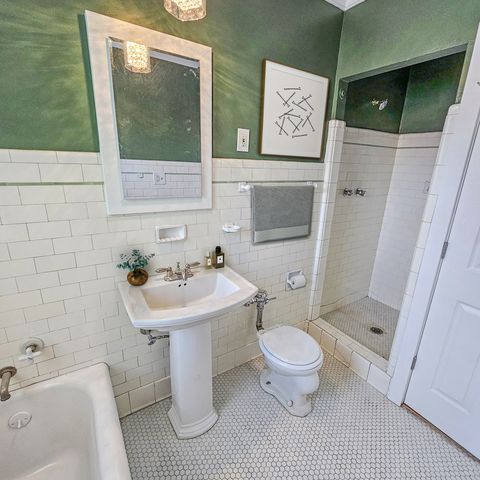 Tiny photo for 424 Wisconsin Avenue #3N, Oak Park, IL 60302 (MLS # 12492261)